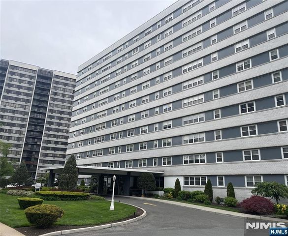 280 Prospect Avenue 11H, Hackensack, NJ 07601