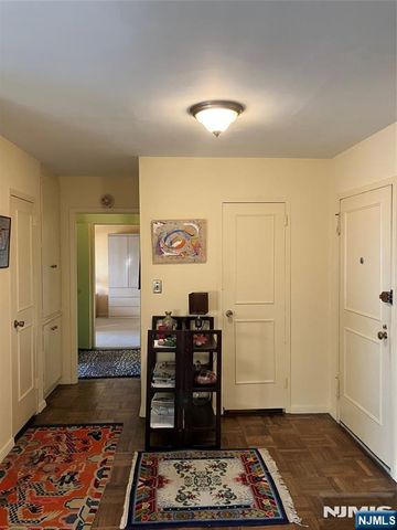 280 Prospect Avenue 11H, Hackensack, NJ 07601