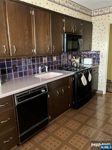 280 Prospect Avenue 11H, Hackensack, NJ 07601