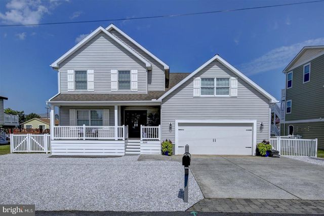 226 CARLISLE RD, Bethany Beach, DE 19930