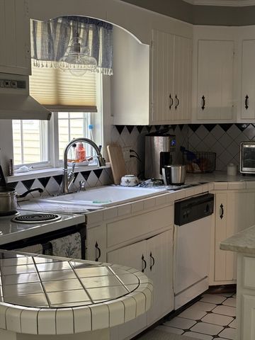 437 North Washington St 1, North Attleboro, MA 02760
