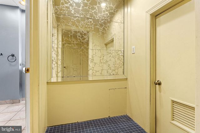 24 ELLIS ST, Haddonfield, NJ 08033