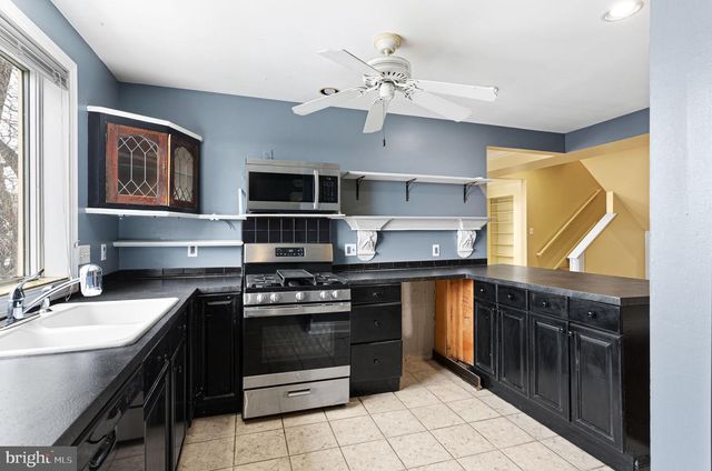 24 ELLIS ST, Haddonfield, NJ 08033