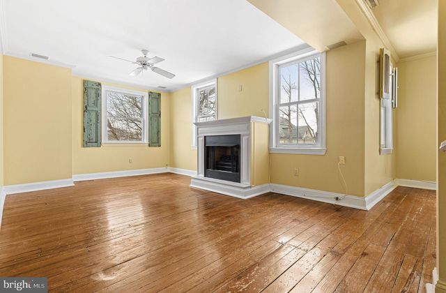 24 ELLIS ST, Haddonfield, NJ 08033