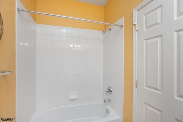 417 Melrose Way, Monroe Twp., NJ 08831