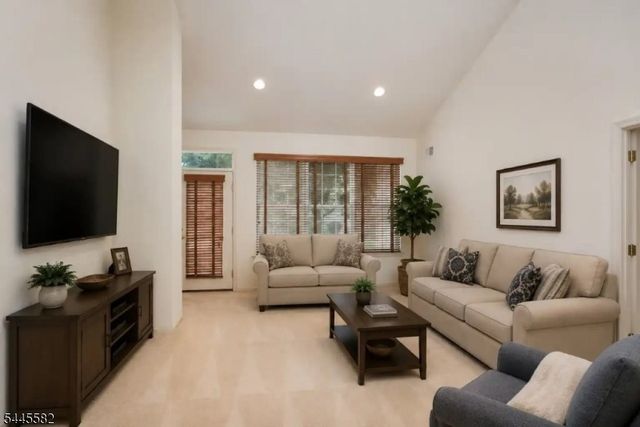 417 Melrose Way, Monroe Twp., NJ 08831