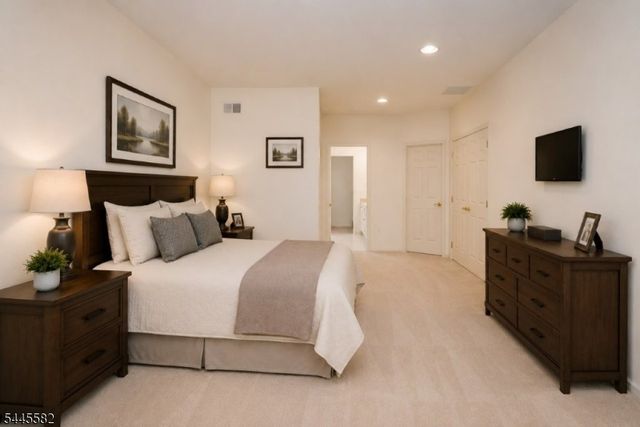417 Melrose Way, Monroe Twp., NJ 08831