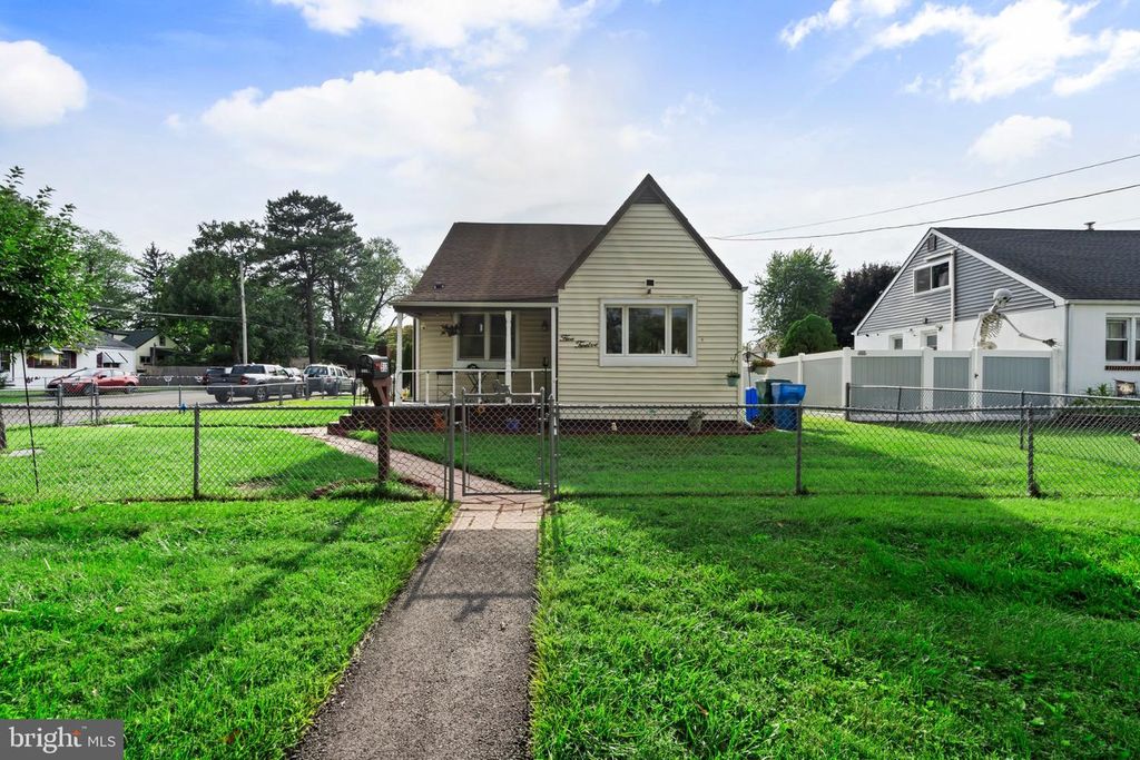 512 GRANT AVE, CROYDON, PA 19021 — photo 5