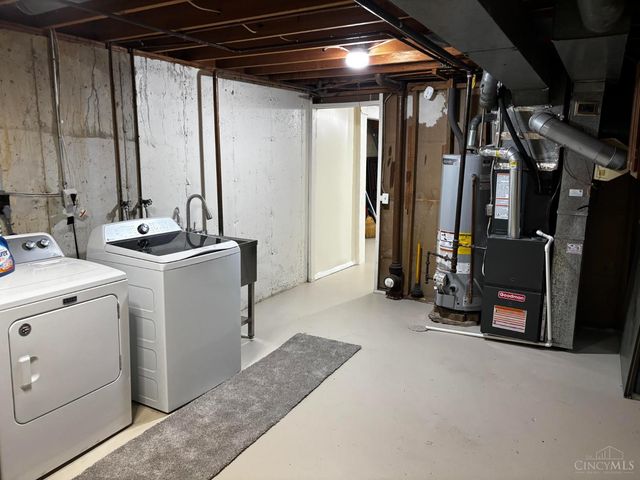 546 Brunswick Drive, Forest Park, OH 45240
