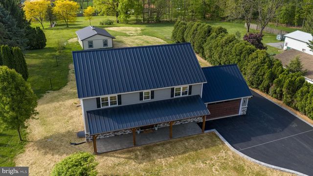 41 GARLOFF RD, Myerstown, PA 17067
