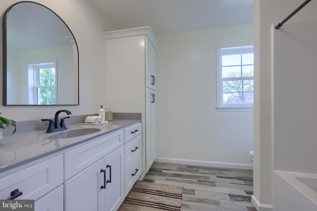 41 GARLOFF RD, Myerstown, PA 17067