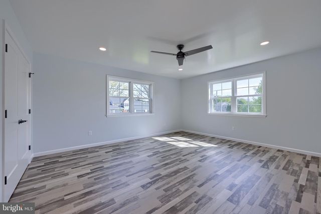 41 GARLOFF RD, Myerstown, PA 17067