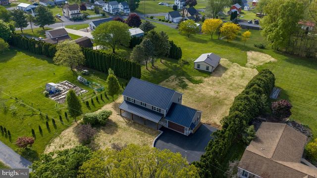41 GARLOFF RD, Myerstown, PA 17067