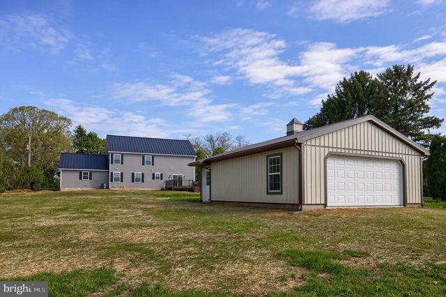 41 GARLOFF RD, Myerstown, PA 17067