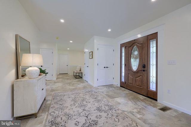 41 GARLOFF RD, Myerstown, PA 17067