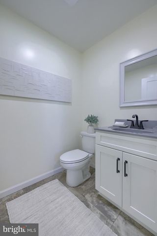 41 GARLOFF RD, Myerstown, PA 17067