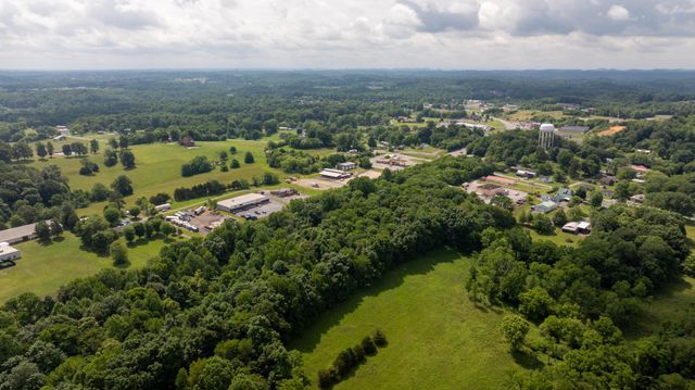 2609 Epperson Springs Rd, Westmoreland, TN 37186