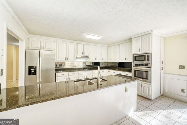1522 Catherine Court, Suwanee, GA 30024