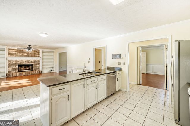 1522 Catherine Court, Suwanee, GA 30024