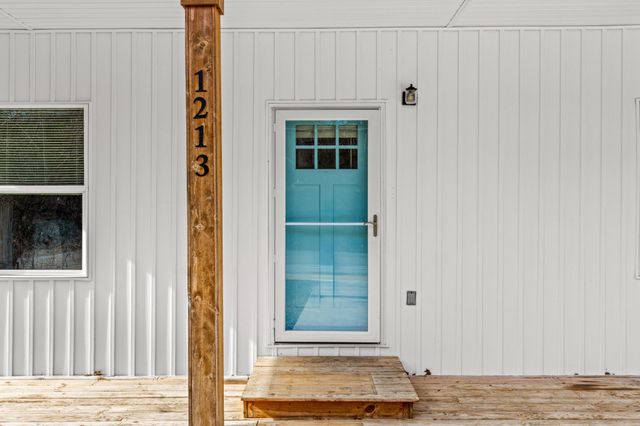 1213 N Chamberlain Avenue, Chattanooga, TN 37408