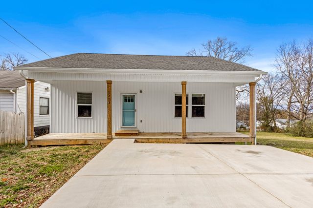 1213 N Chamberlain Avenue, Chattanooga, TN 37408