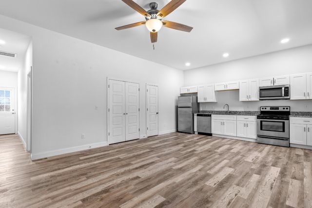 1213 N Chamberlain Avenue, Chattanooga, TN 37408