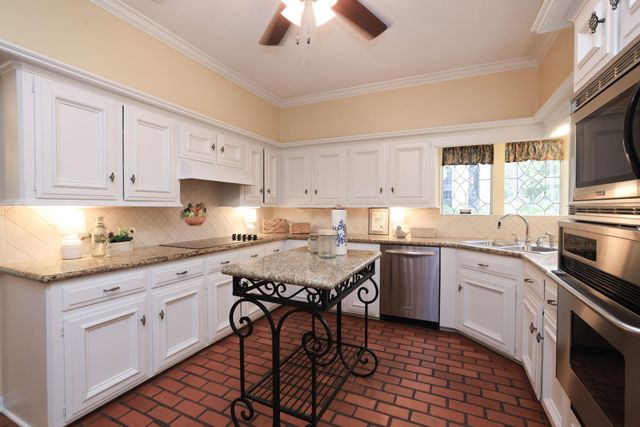 9327 Tranquil Park Drive, Spring, TX 77379