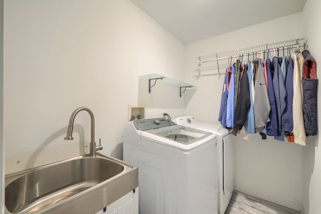 5630 Cambridge Way, Hanover Park, IL 60133