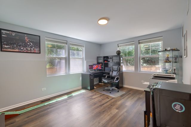 5630 Cambridge Way, Hanover Park, IL 60133