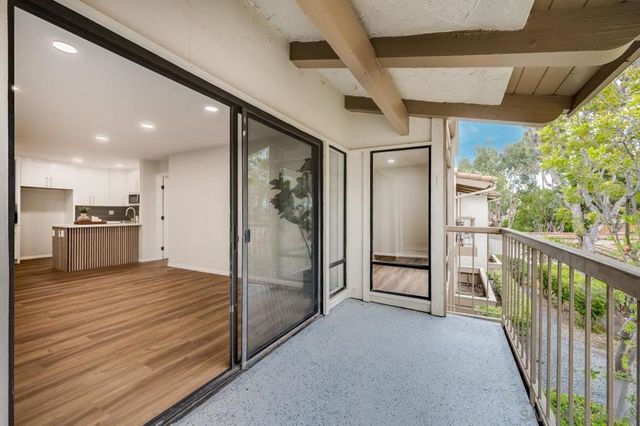 12575 Oaks North Dr. 220, San Diego, CA 92128