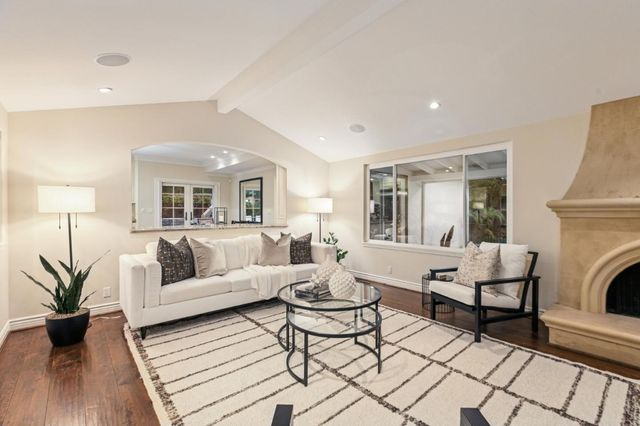 17246 Verdes Robles, Los Gatos, CA 95030