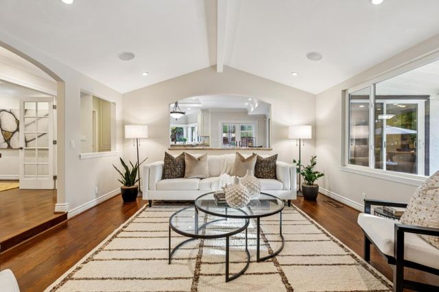 17246 Verdes Robles, Los Gatos, CA 95030