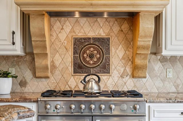 17246 Verdes Robles, Los Gatos, CA 95030