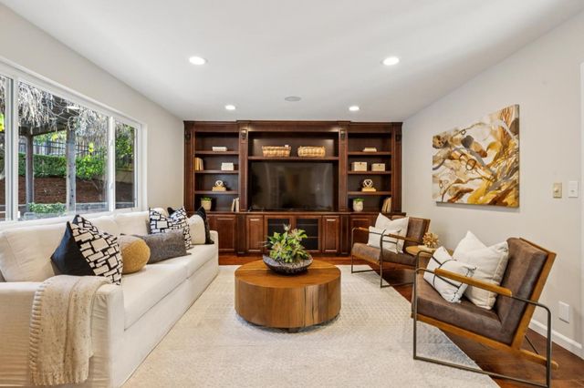 17246 Verdes Robles, Los Gatos, CA 95030