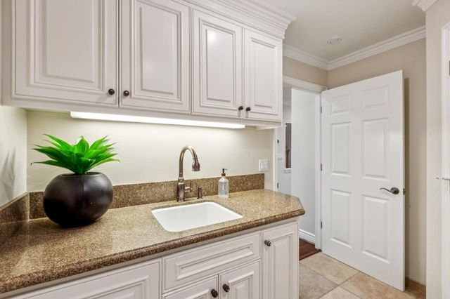 17246 Verdes Robles, Los Gatos, CA 95030