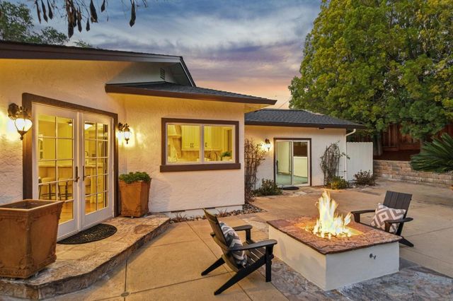 17246 Verdes Robles, Los Gatos, CA 95030