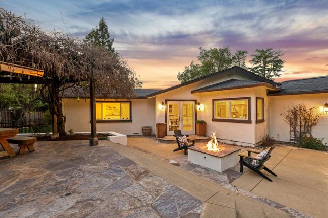 17246 Verdes Robles, Los Gatos, CA 95030