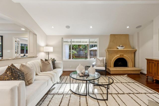 17246 Verdes Robles, Los Gatos, CA 95030