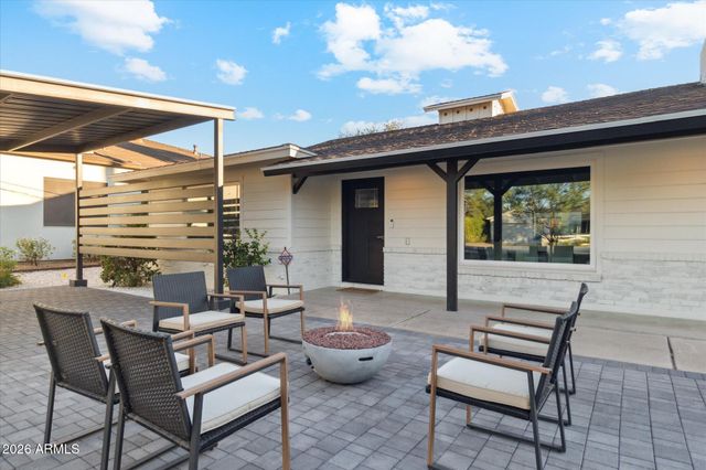 4113 E GLENROSA Avenue, Phoenix, AZ 85018