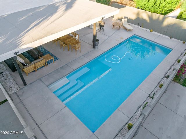 4113 E GLENROSA Avenue, Phoenix, AZ 85018