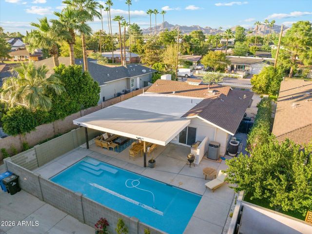 4113 E GLENROSA Avenue, Phoenix, AZ 85018