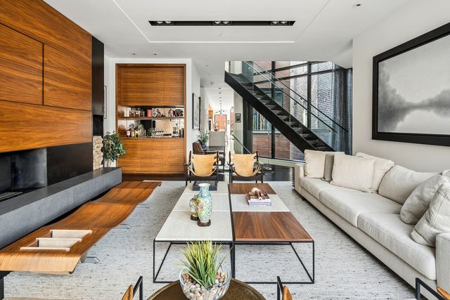 2249 N Burling Street, Chicago, IL 60614