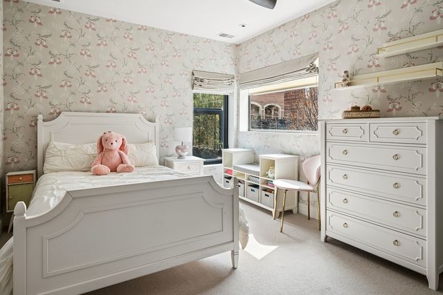 2249 N Burling Street, Chicago, IL 60614