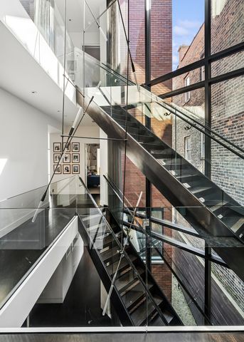 2249 N Burling Street, Chicago, IL 60614