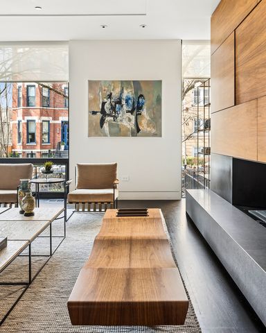 2249 N Burling Street, Chicago, IL 60614