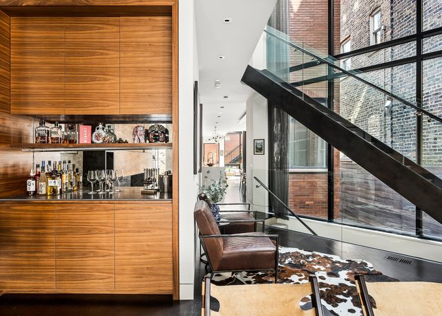 2249 N Burling Street, Chicago, IL 60614