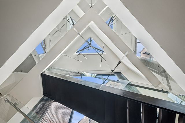 2249 N Burling Street, Chicago, IL 60614