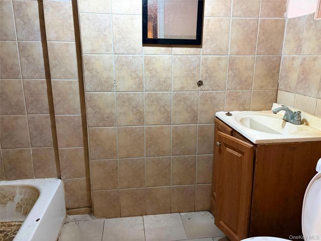 4107 Lowerre Place, Bronx, NY 10466