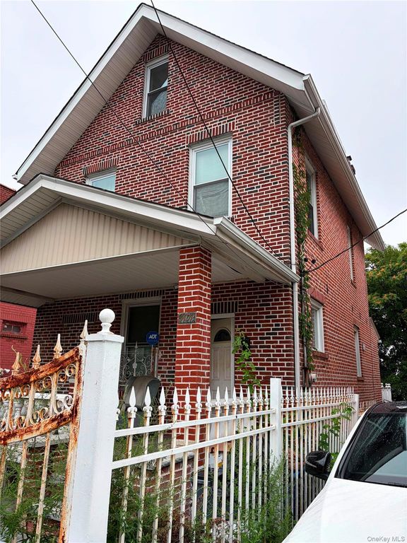 4107 Lowerre Place, Bronx, NY 10466