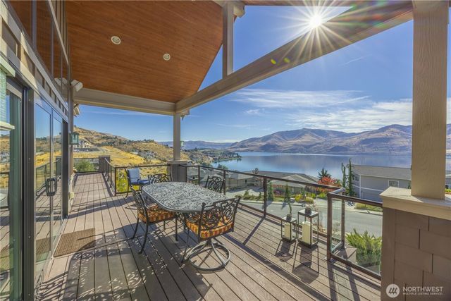 232 Crystal Drive, Chelan, WA 98816